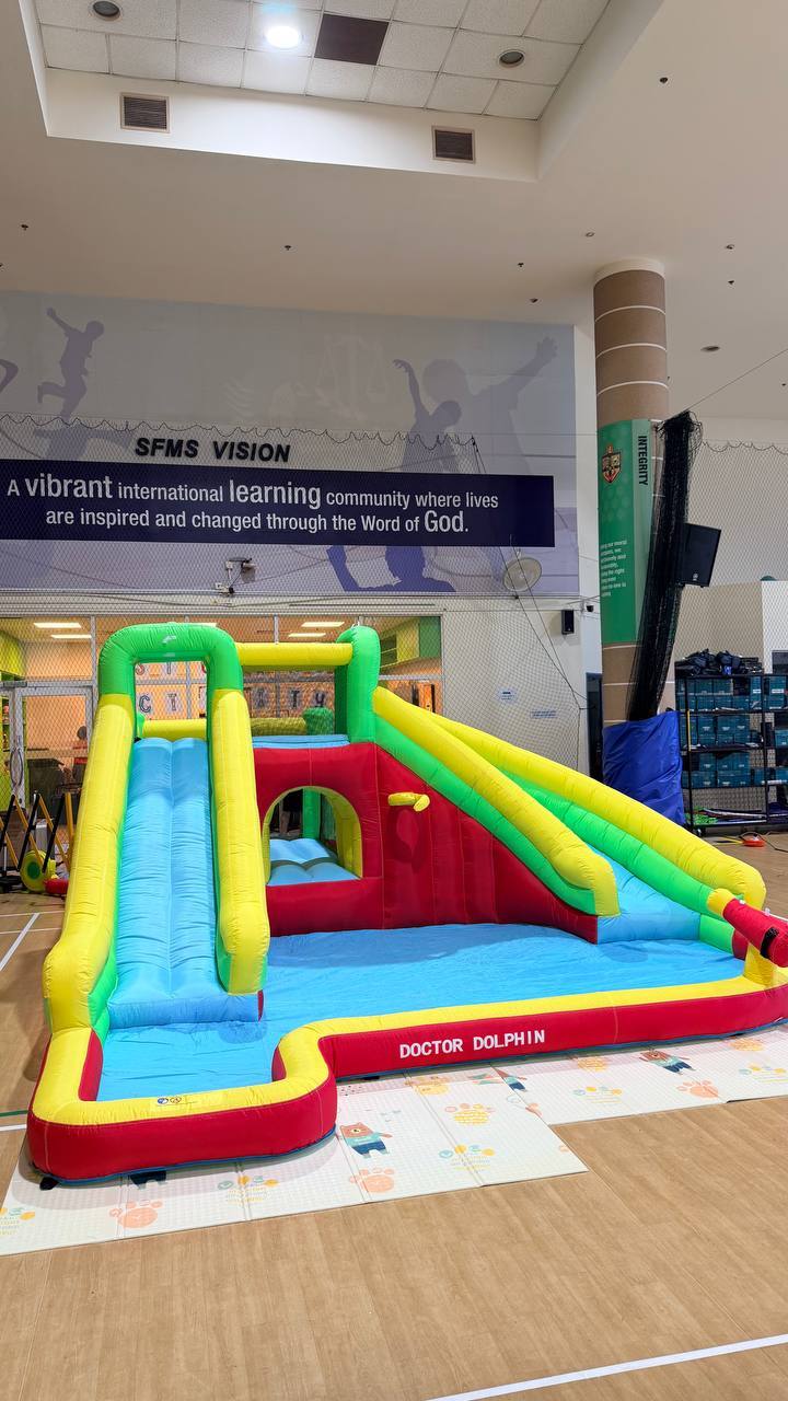 Bouncy Castle thumbnail 4